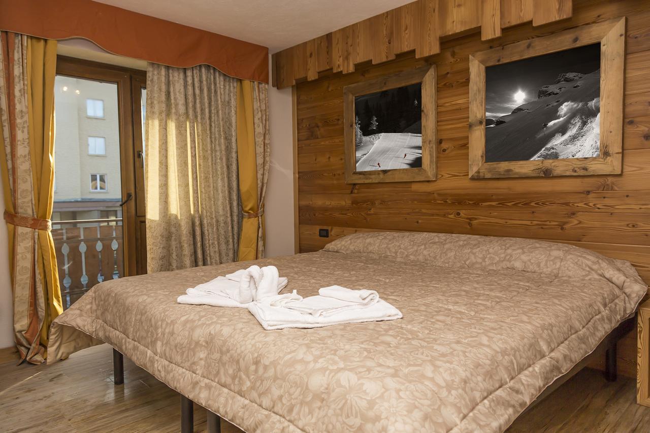 Hotel Clotes Sauze D'Oulx Ngoại thất bức ảnh